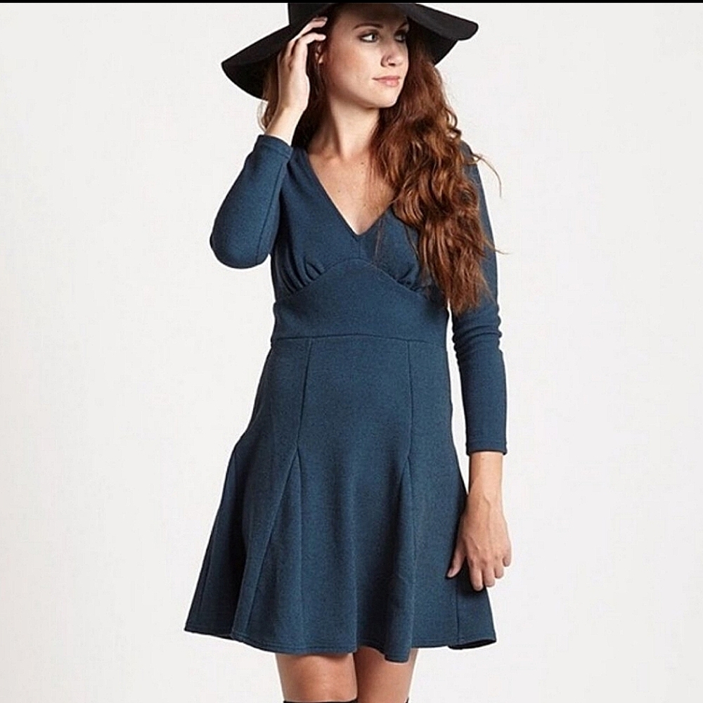 Blue Free People Heart Stopper Knit Fit and Flare Sweater Dress Sz. Medium - Picture 3 of 6